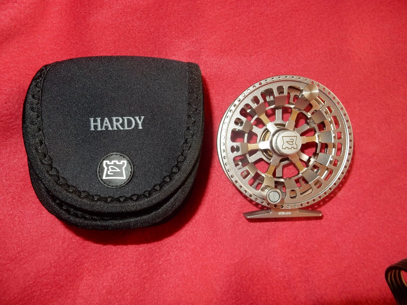 Hardy Ultralite CA DD 5000 -perhokela, Titanium - Image 5